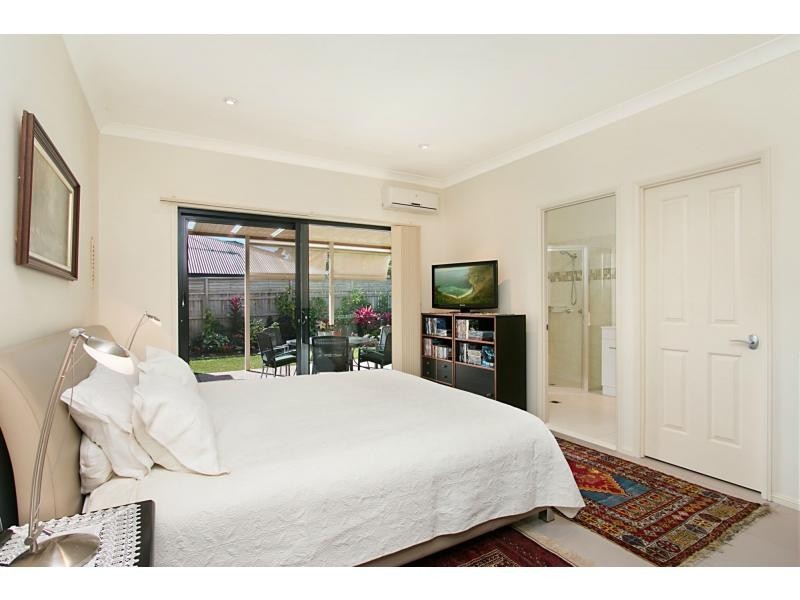 39 Cowell Drive, Burleigh Heads QLD 4220