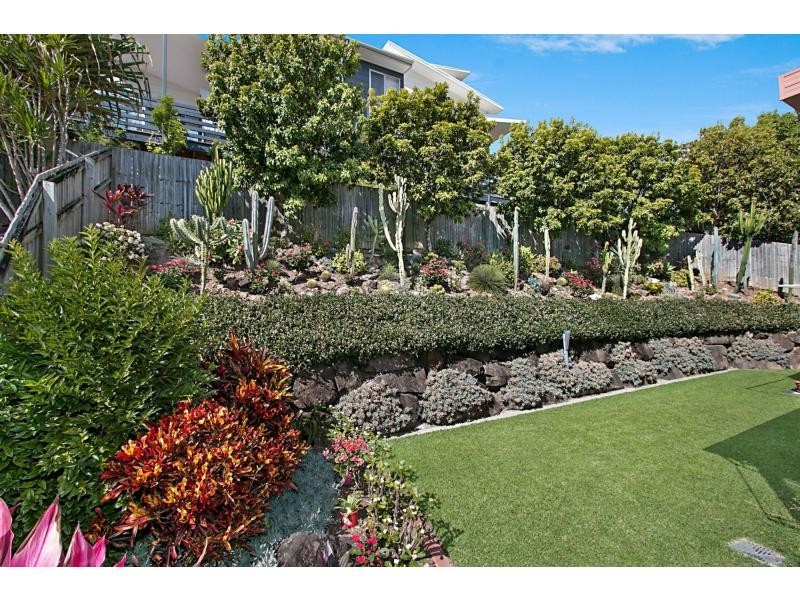 39 Cowell Drive, Burleigh Heads QLD 4220