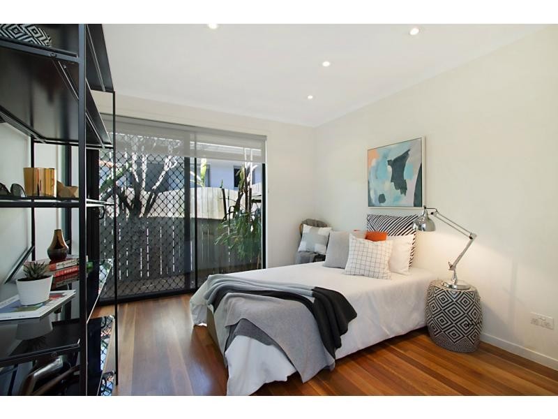 11 Sportsman Avenue, Mermaid Beach QLD 4218