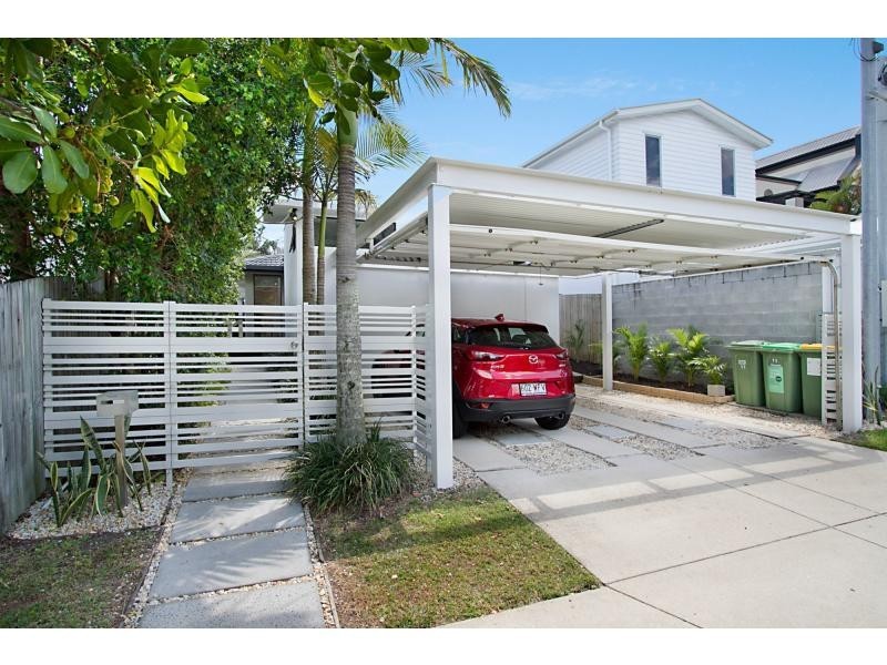 11 Sportsman Avenue, Mermaid Beach QLD 4218