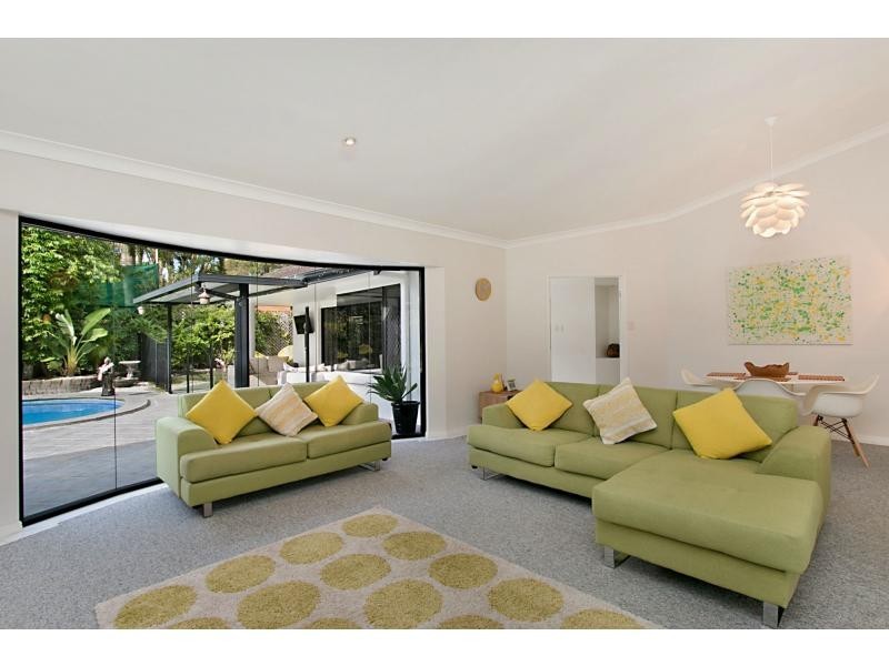 29 Sea Eagle Drive, Burleigh Waters QLD 4220