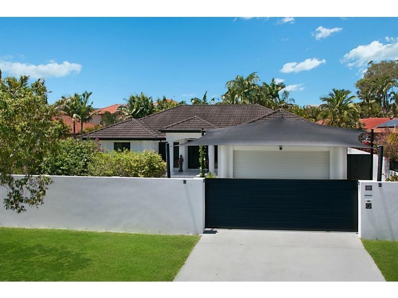 29 Sea Eagle Drive, Burleigh Waters QLD 4220