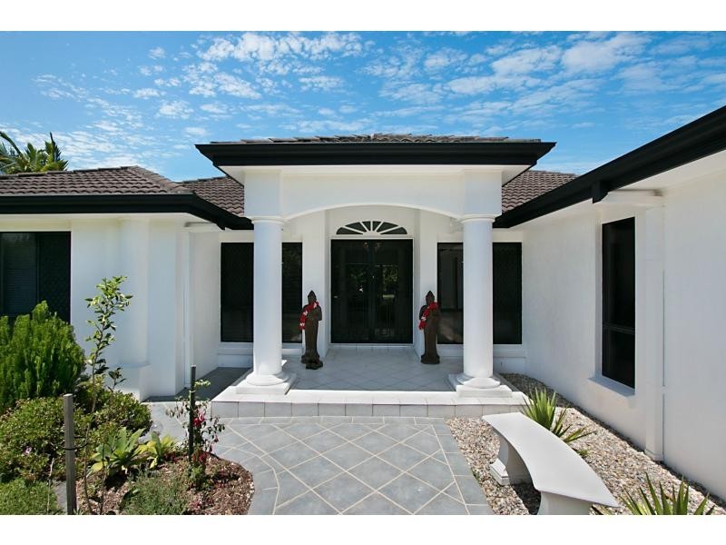 29 Sea Eagle Drive, Burleigh Waters QLD 4220