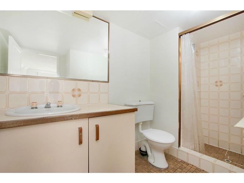 8/60 Goodwin Terrace, Burleigh Heads QLD 4220