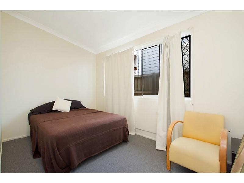 19 Chainey Avenue, Miami QLD 4220