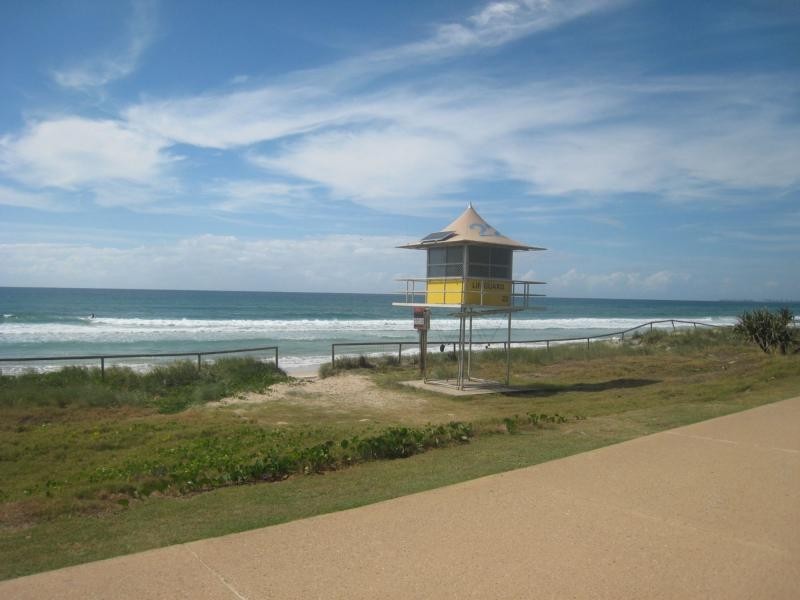 19 Chainey Avenue, Miami QLD 4220