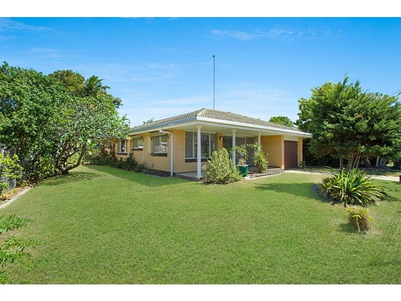 46 Fifth Avenue, Palm Beach QLD 4221