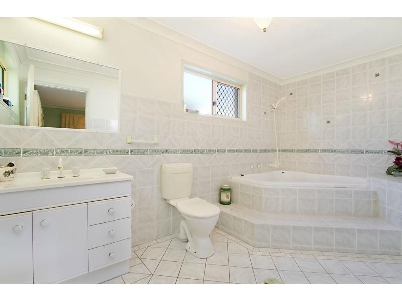 7 Tawarri Crescent, Burleigh Heads QLD 4220