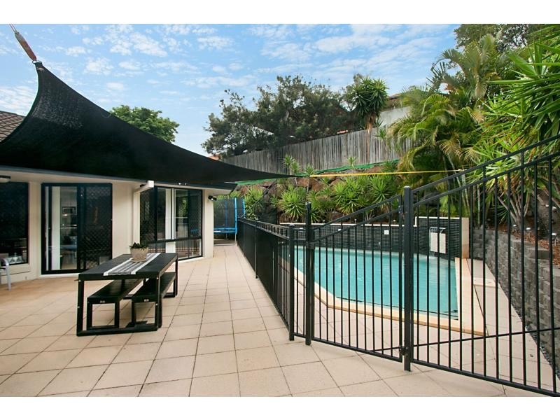 16 Sirec Way, Burleigh Heads QLD 4220