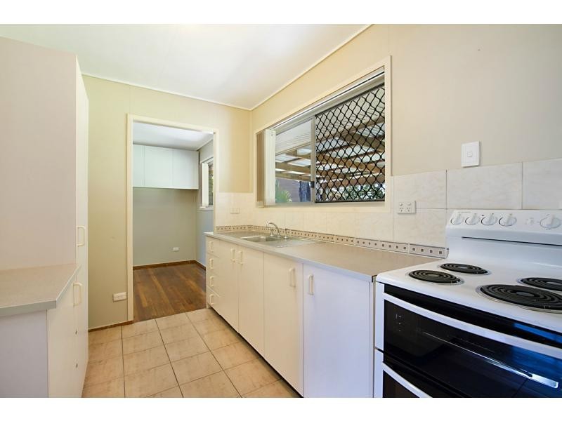 30 Brier Crescent, Varsity Lakes QLD 4227