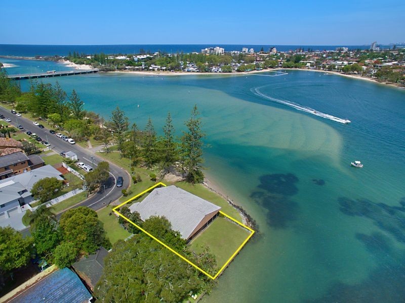 2 Elanora Drive, Burleigh Heads QLD 4220