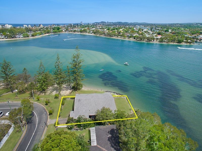 2 Elanora Drive, Burleigh Heads QLD 4220