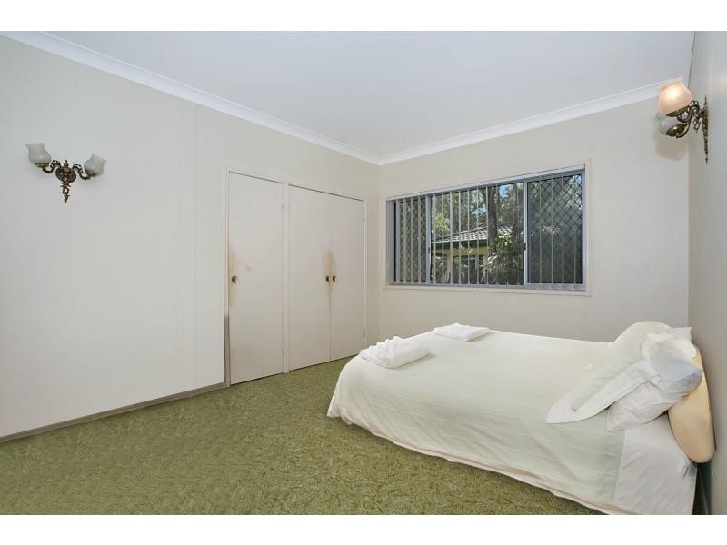 2 Elanora Drive, Burleigh Heads QLD 4220