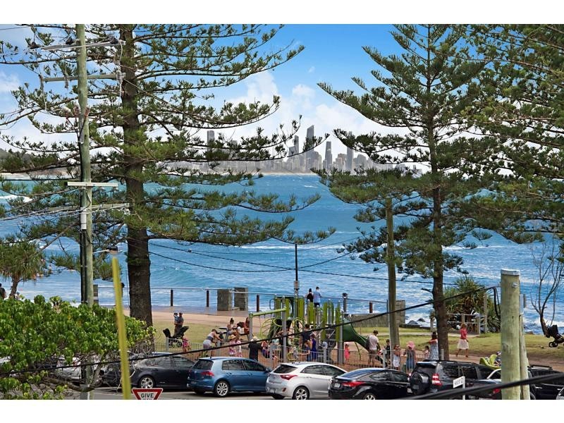 4/55 Hayle Street, Burleigh Heads QLD 4220