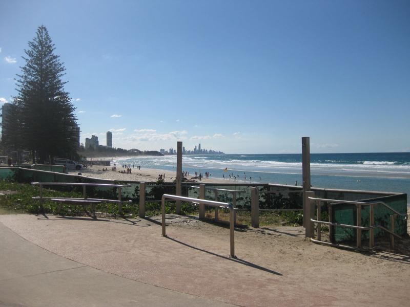 6 Spence Street, Burleigh Heads QLD 4220