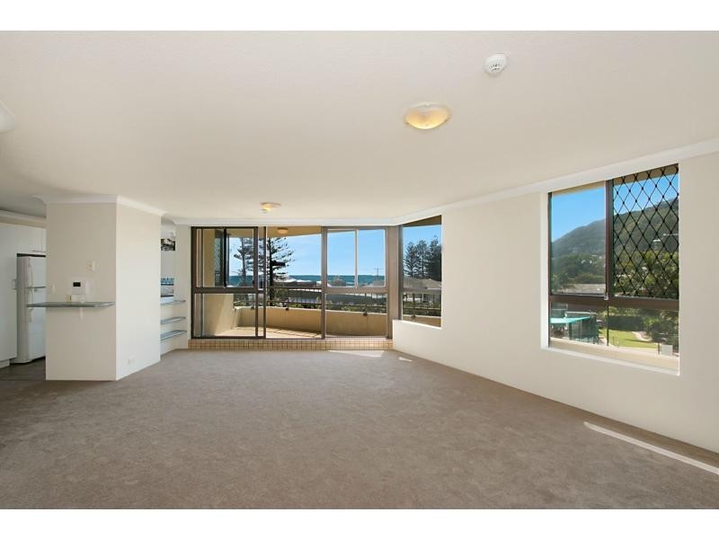 8/60 Goodwin Terrace, Burleigh Heads QLD 4220