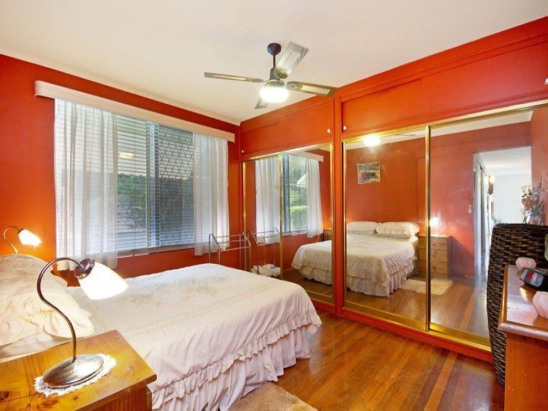 47 Elanora Drive, Burleigh Heads QLD 4220