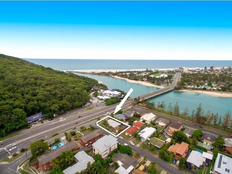 2 Bullimah Avenue, Burleigh Heads QLD 4220
