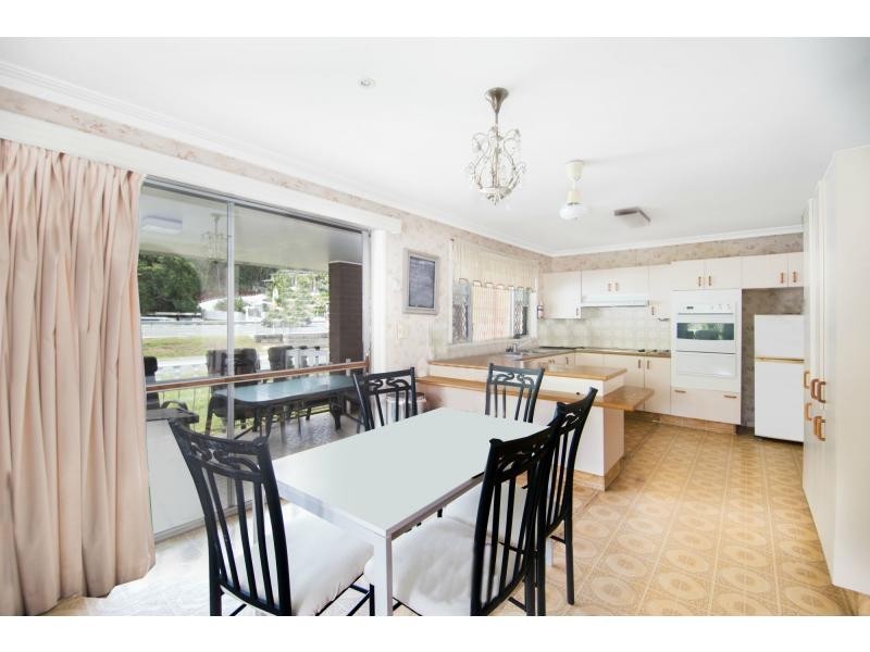 2 Bullimah Avenue, Burleigh Heads QLD 4220