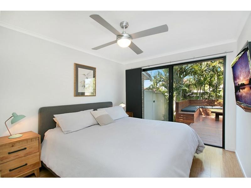 1/13 Barbet Place, Burleigh Waters QLD 4220