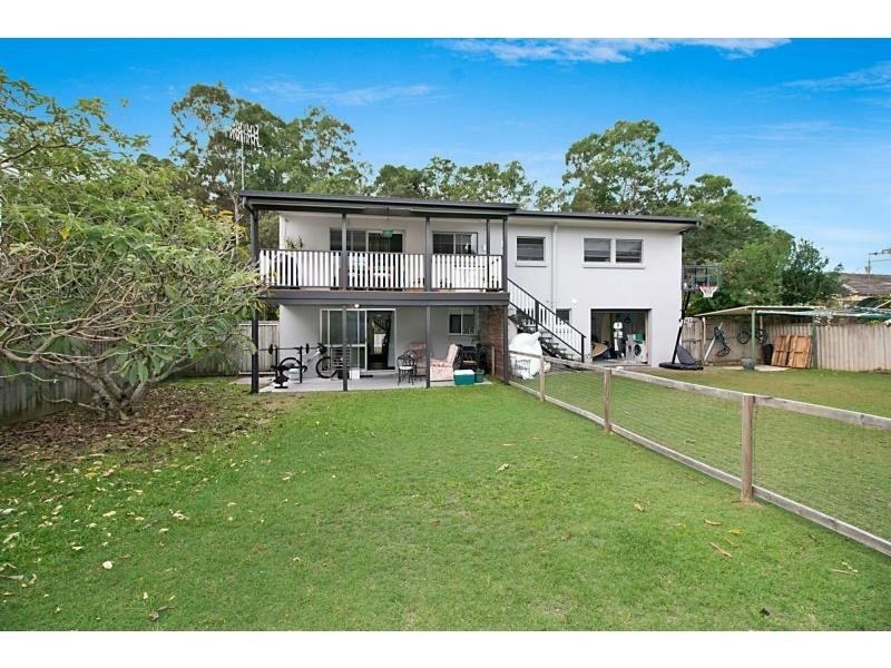 28 Djerral Avenue, Burleigh Heads QLD 4220