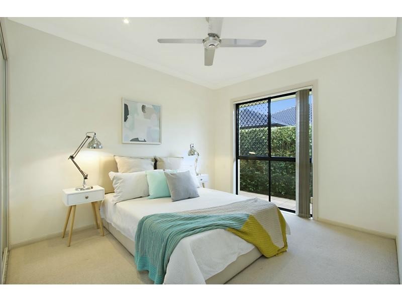 32 Shoalwater Court, Burleigh Waters QLD 4220