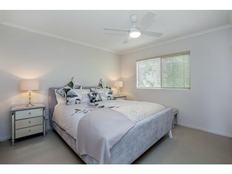 36/4 Park Avenue, Burleigh Heads QLD 4220