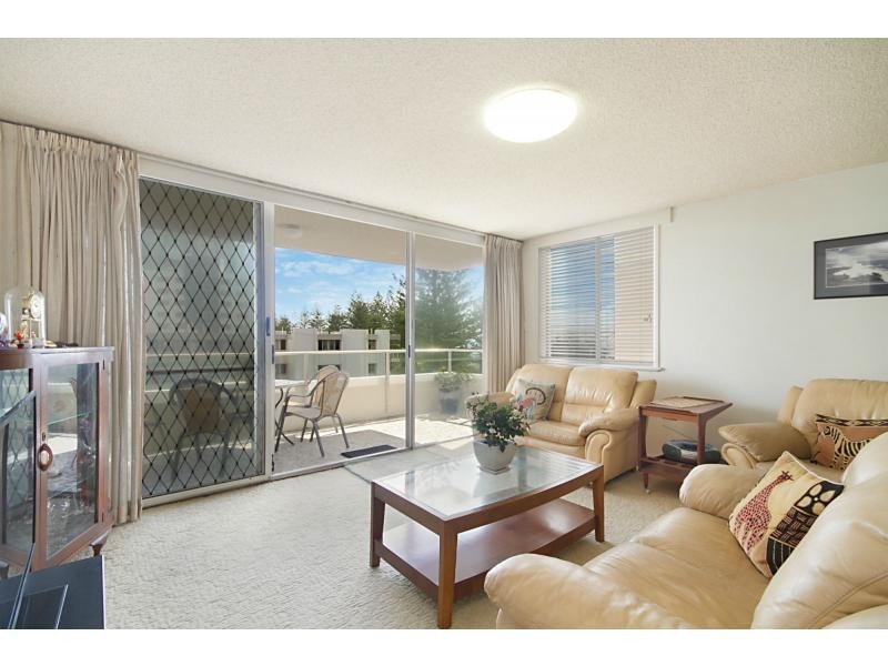 11/82 The Esplanade, Burleigh Heads QLD 4220