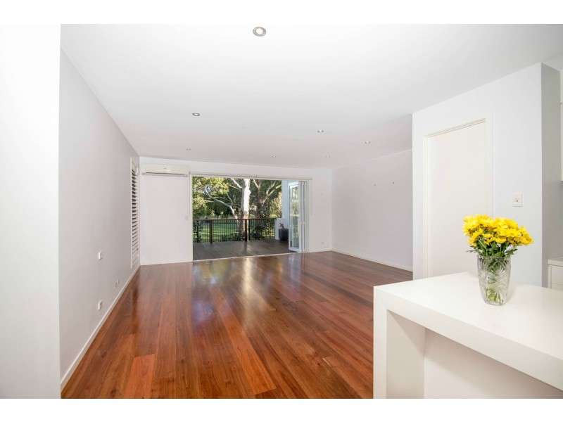 1/36 Nobby Parade, Miami QLD 4220