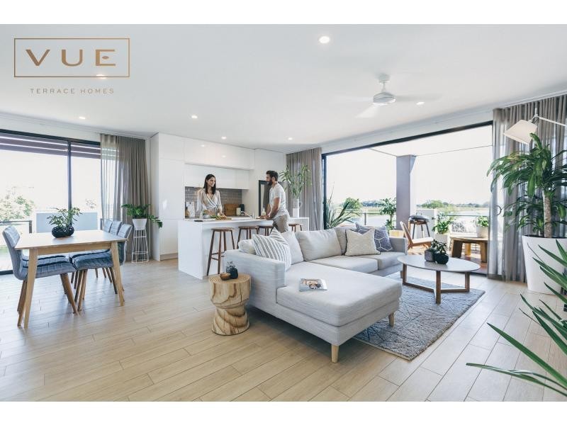 1 East Lane, Robina QLD 4226