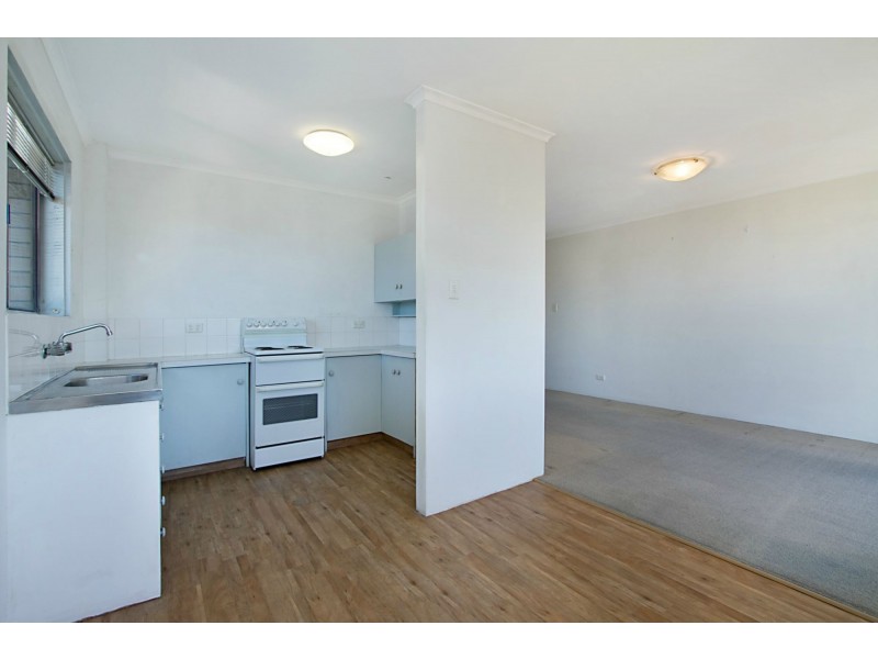 6/32 Murlong Crescent, Palm Beach QLD 4221
