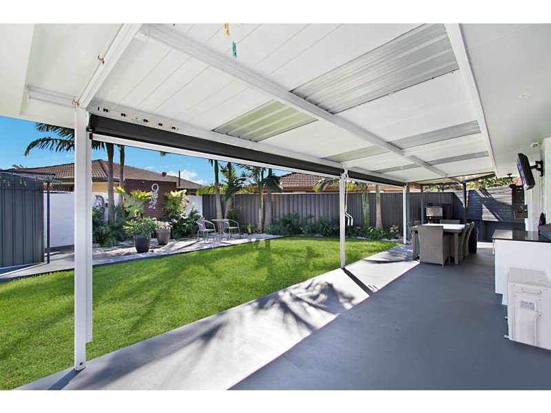 2/3 Peacock Place, Burleigh Waters QLD 4220