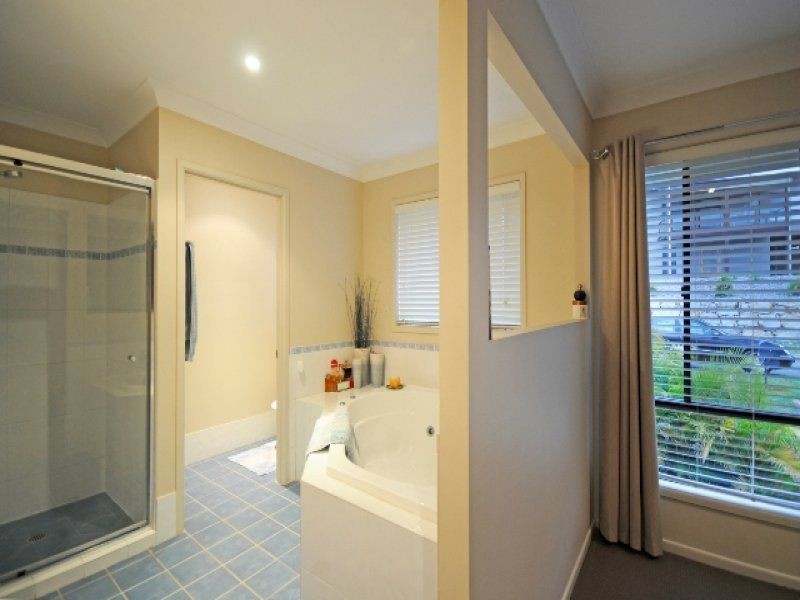 59 Sky Royal Terrace, Burleigh Heads QLD 4220