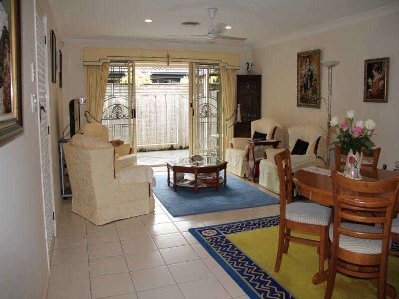 2/35 Cowell Drive, Burleigh Heads QLD 4220