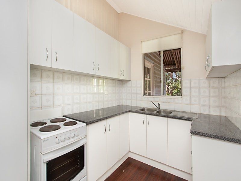 266 Tallebudgera Creek Road, Tallebudgera Valley QLD 4228