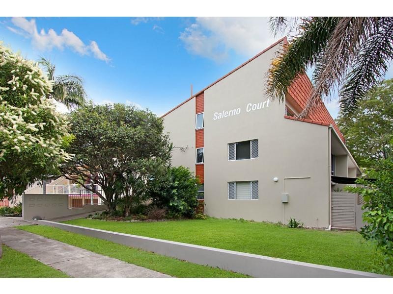 Unit 9/34 Hayle Street, Burleigh Heads QLD 4220