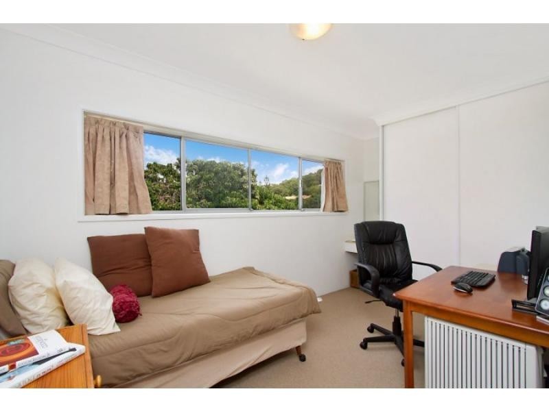 Unit 9/34 Hayle Street, Burleigh Heads QLD 4220