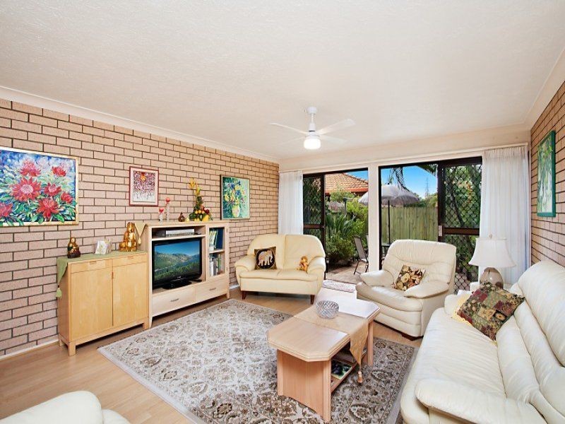 10/105 Christine Avenue, Burleigh Waters QLD 4220