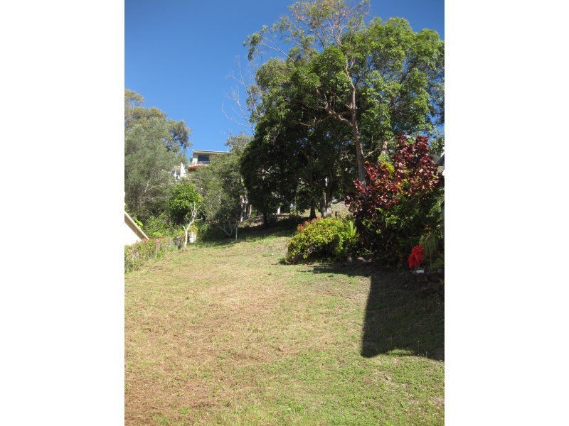 12 Hill Avenue, Burleigh Heads QLD 4220