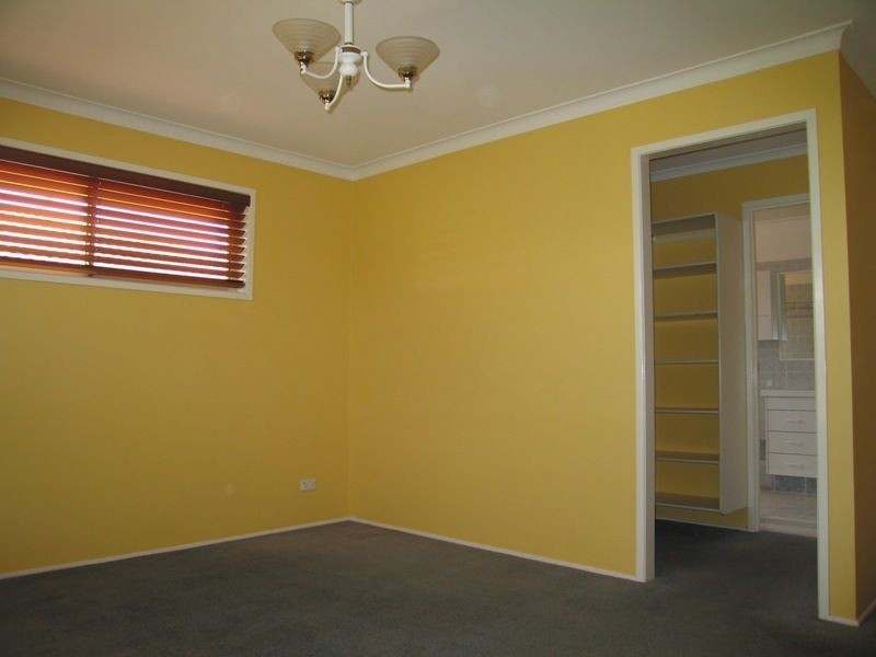 206 Acanthus Avenue, Burleigh Waters QLD 4220