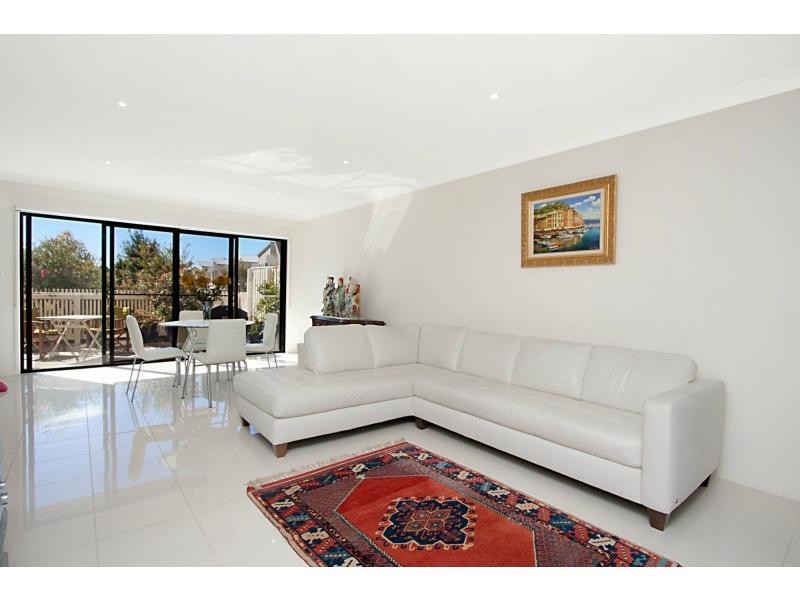 90/2 Inland Drive, Tugun QLD 4224