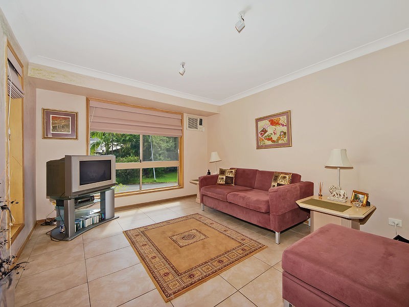 4 Pinehurst Place, Robina QLD 4226