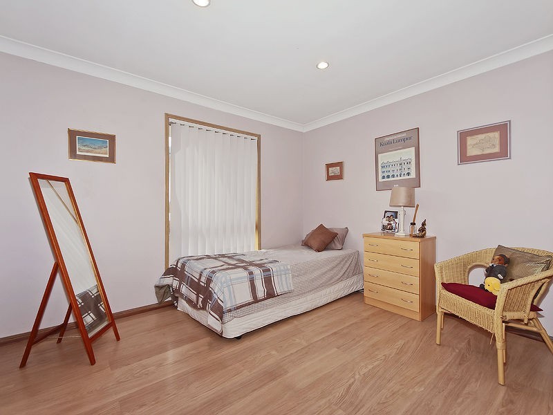 4 Pinehurst Place, Robina QLD 4226