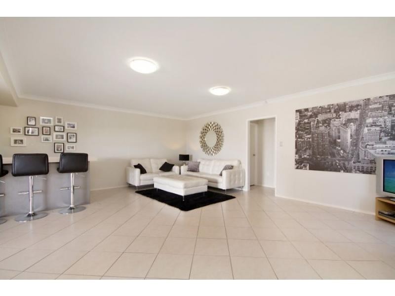 53 Sky Royal Terrace, Burleigh Heads QLD 4220
