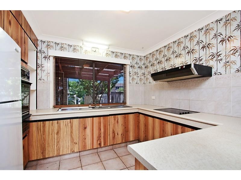 1/12 Aquila Court, Mermaid Waters QLD 4218