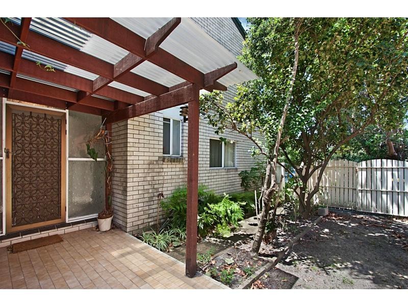 1/12 Aquila Court, Mermaid Waters QLD 4218