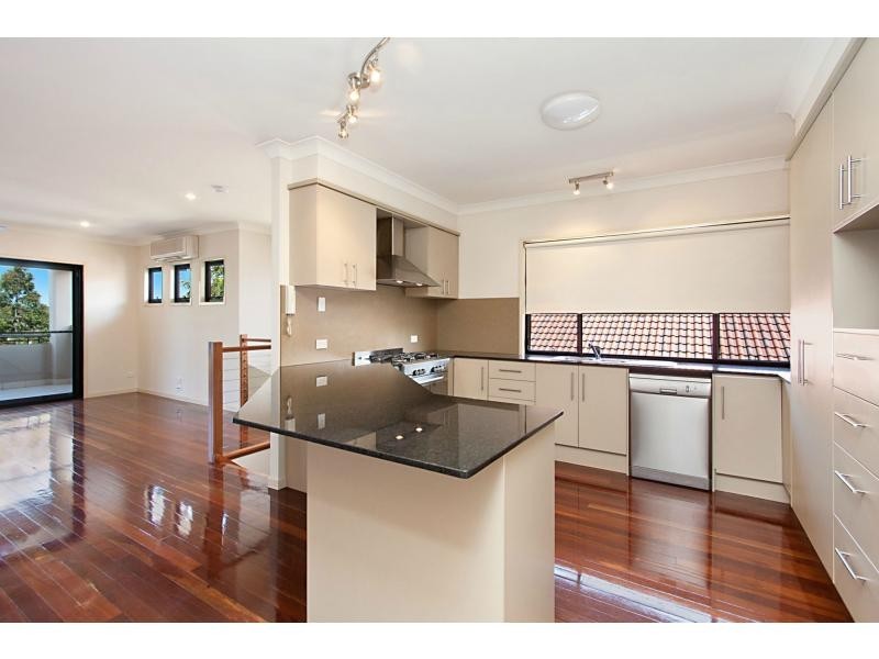 1/23 Bayswater Avenue, Varsity Lakes QLD 4227