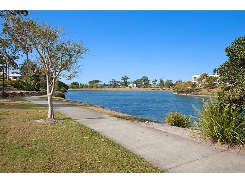 1/23 Bayswater Avenue, Varsity Lakes QLD 4227