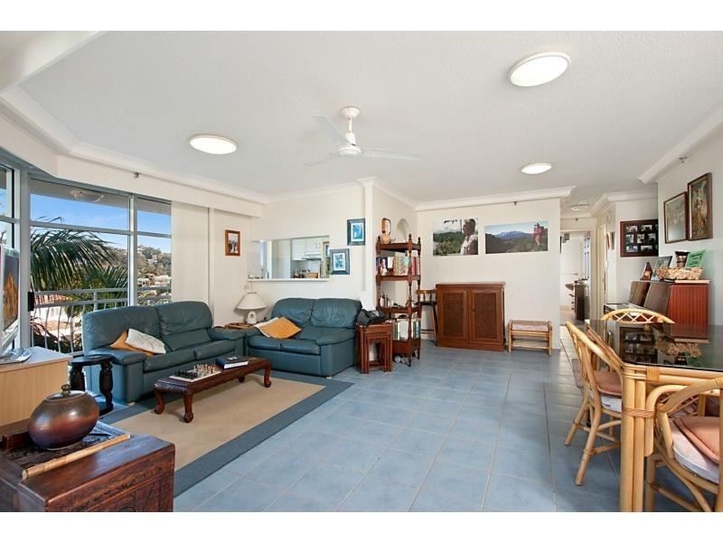 Unit 2C/3 Second Avenue, Burleigh Heads QLD 4220