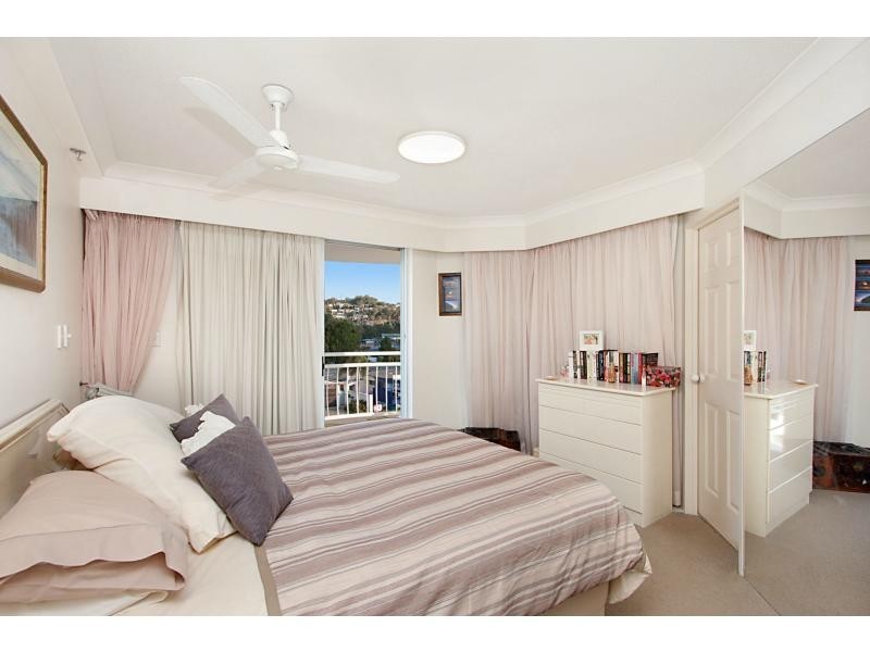 Unit 2C/3 Second Avenue, Burleigh Heads QLD 4220